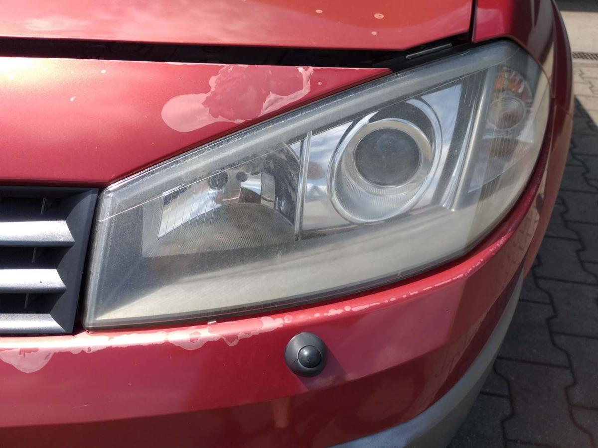 Renault Cabrio 2 Cabriolet original Xenonscheinwerfer vorn links vergilbt Bj.2005